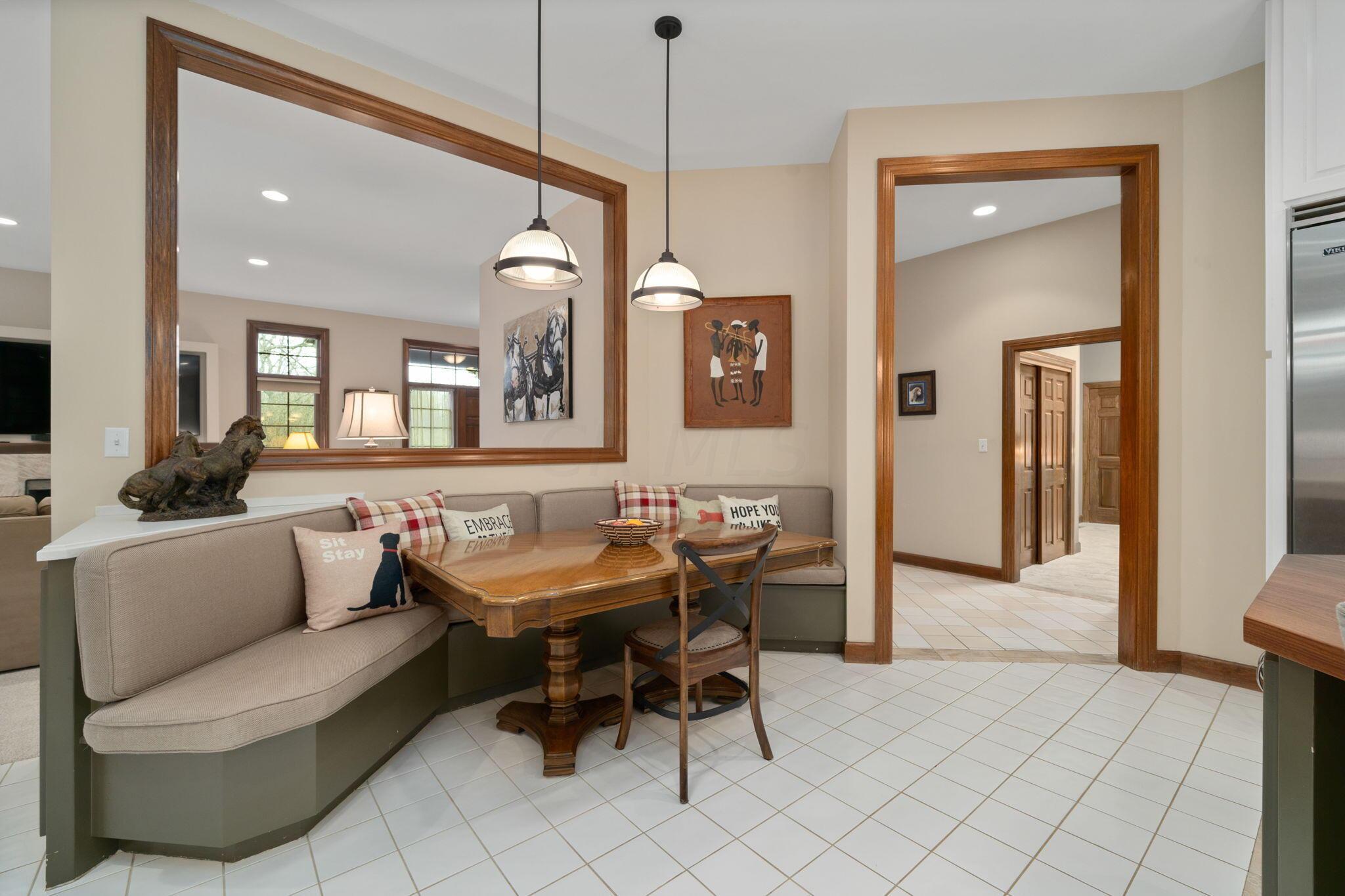 3450 Mann Road Blacklick, OH 43004 - Photo 40 of 134 Eating Area