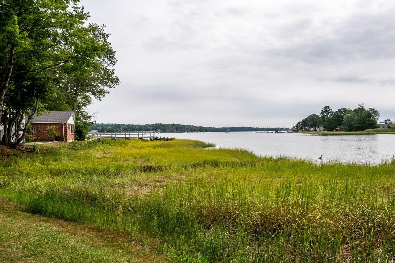 354 Dover Point Road Dover, NH 03820 - Photo 45 of 52