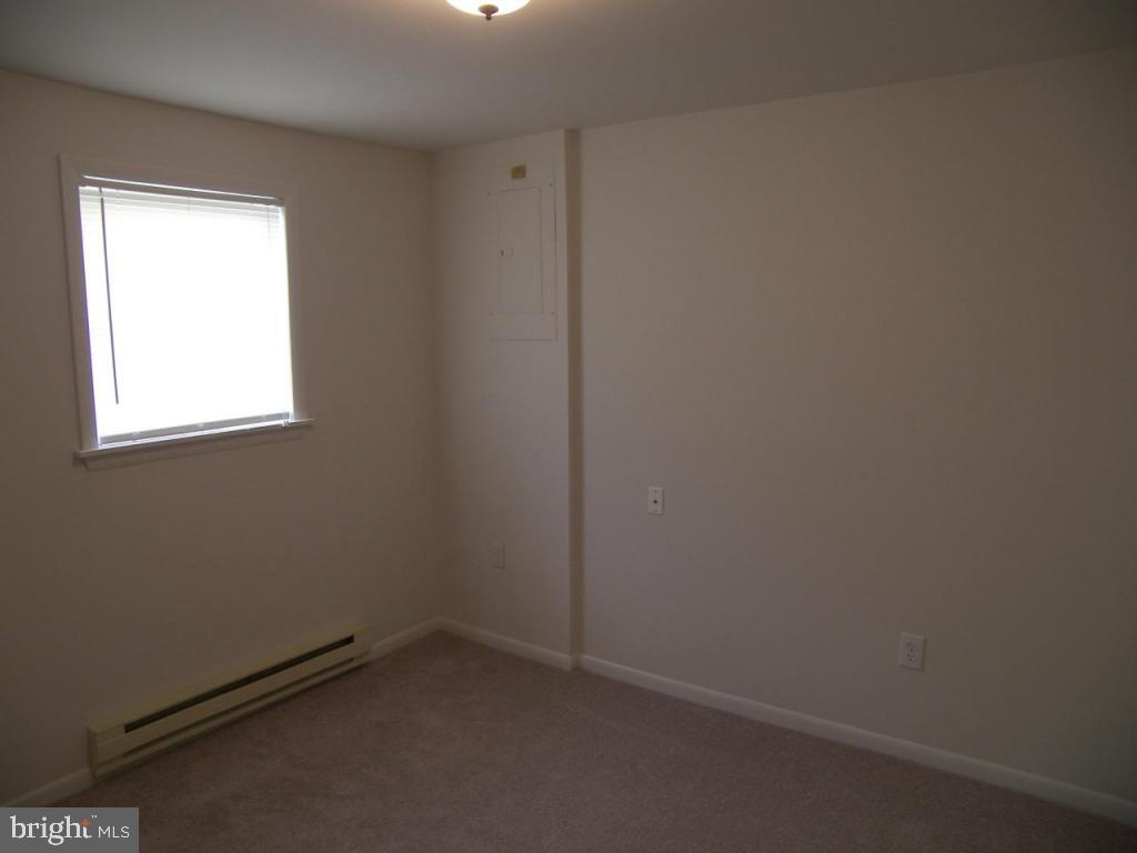 481 Crosswinds Drive Lititz, PA 17543 - Photo 6 of 8