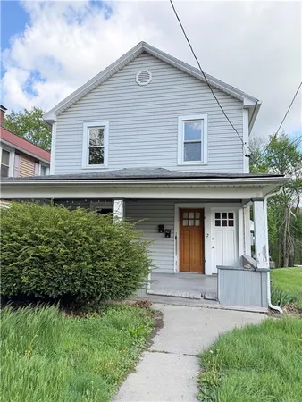 $995 | 422 Glen Avenue, Unit 1, Ellwood City, PA 16117