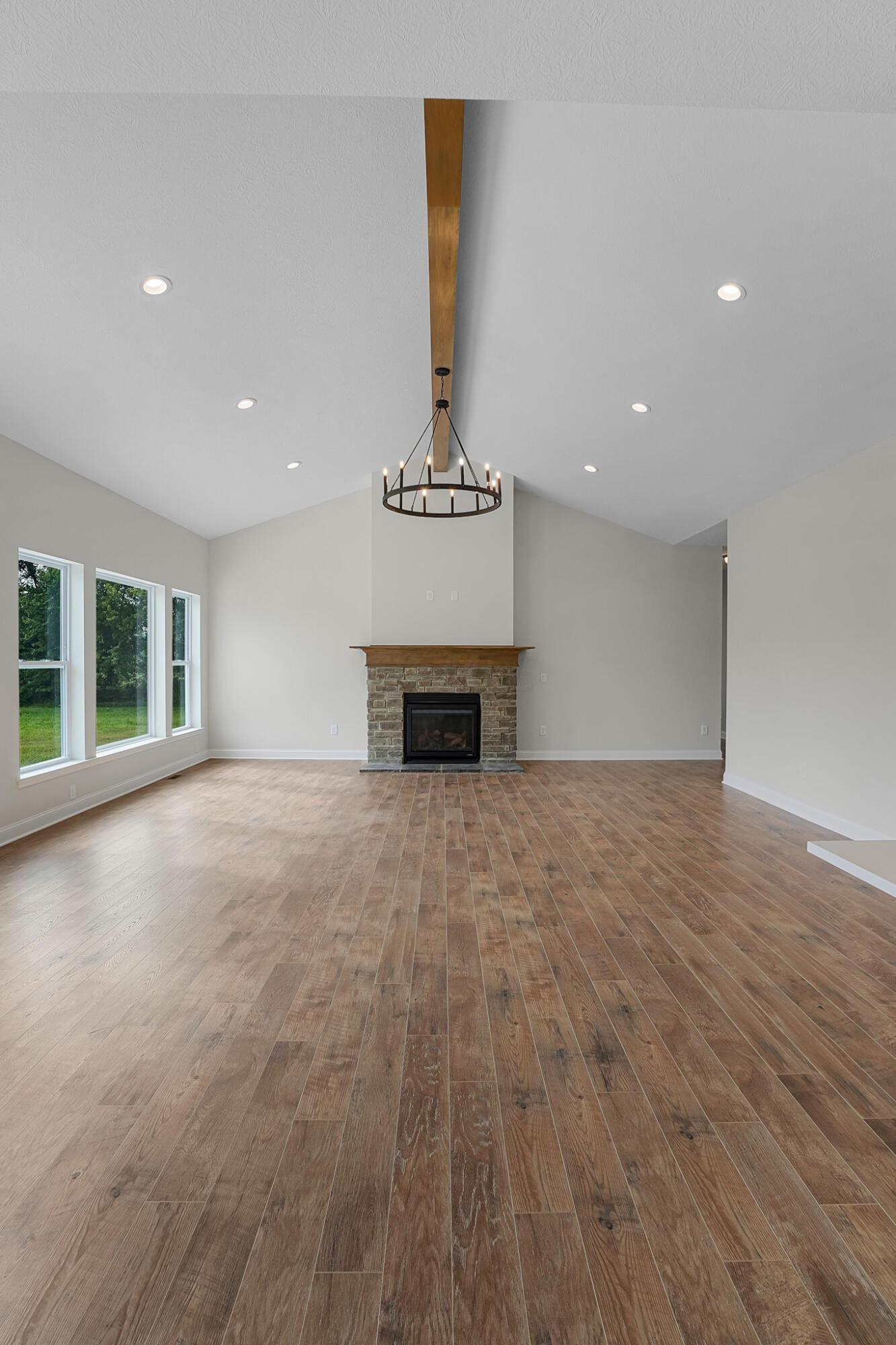 6986 State Rte 61 Sunbury, OH 43074 - Photo 13 of 88 Great Room