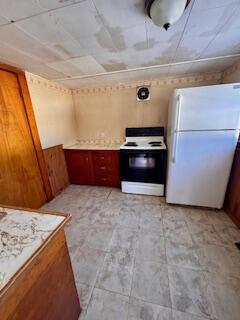 22 Warren Street Bridgton, ME 04009 - Photo 3 of 11 IMG_6092