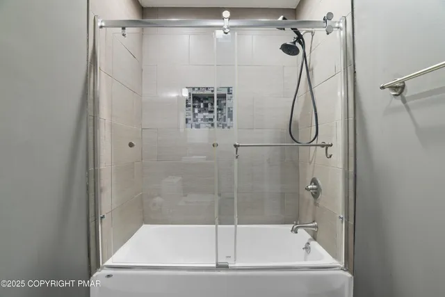 $260,000 | 222 Abbington Drive, East Stroudsburg, PA 18302