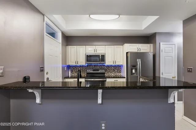 $260,000 | 222 Abbington Drive, East Stroudsburg, PA 18302