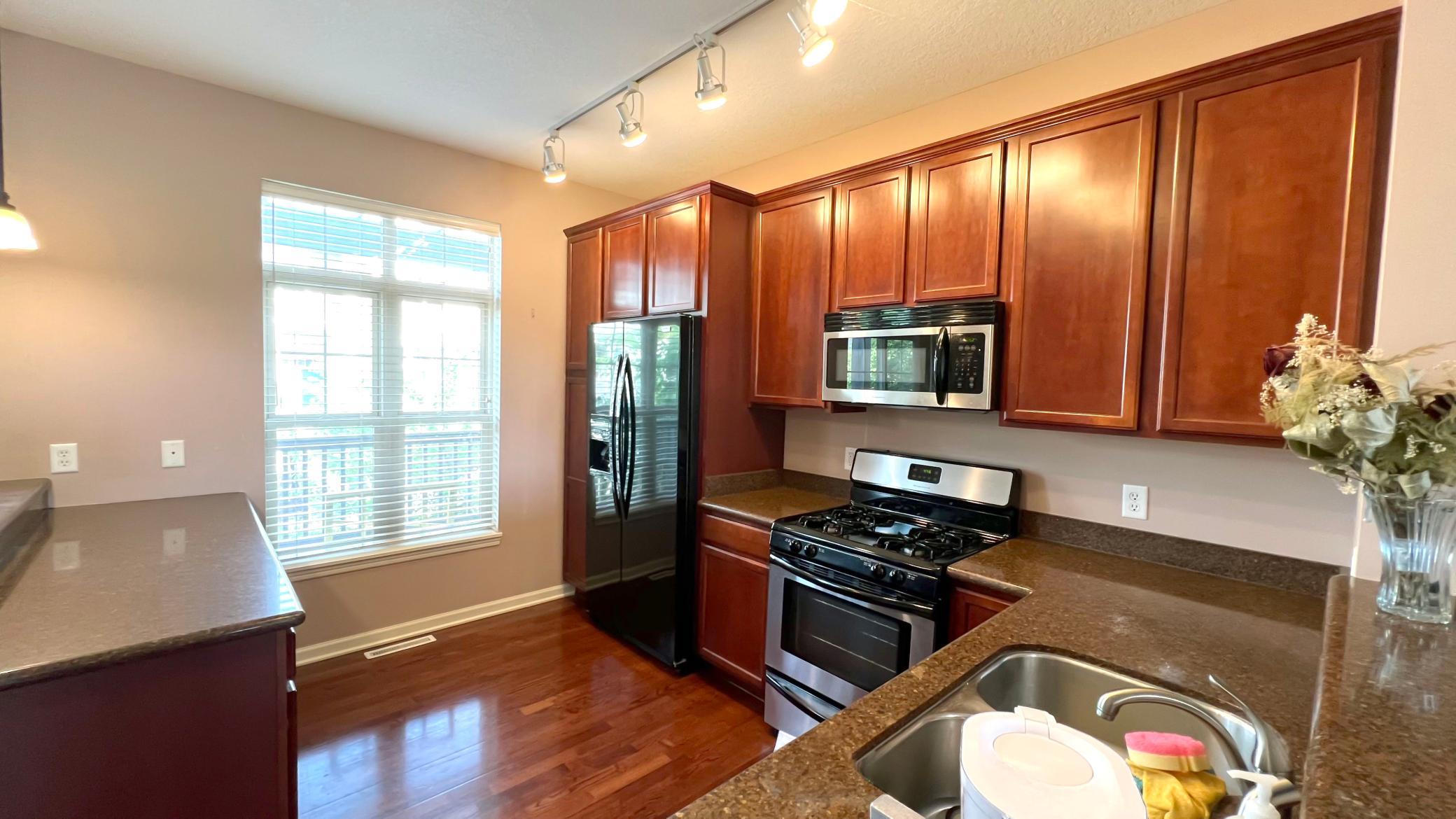 8136 Main Street Maple Grove, MN 55369 - Photo 6 of 30