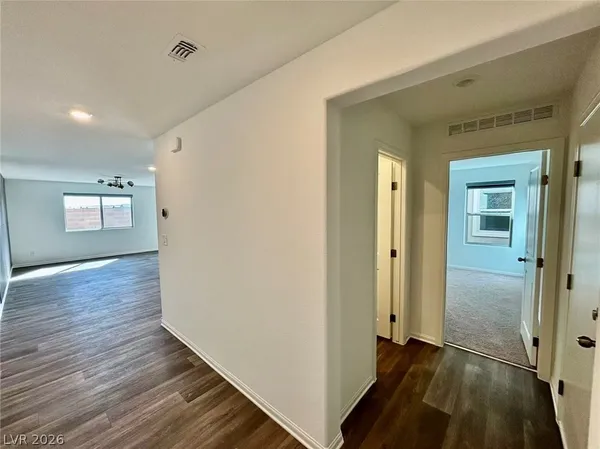 $2,295 | 6068 Swift Lariat Street, Las Vegas, NV 89113