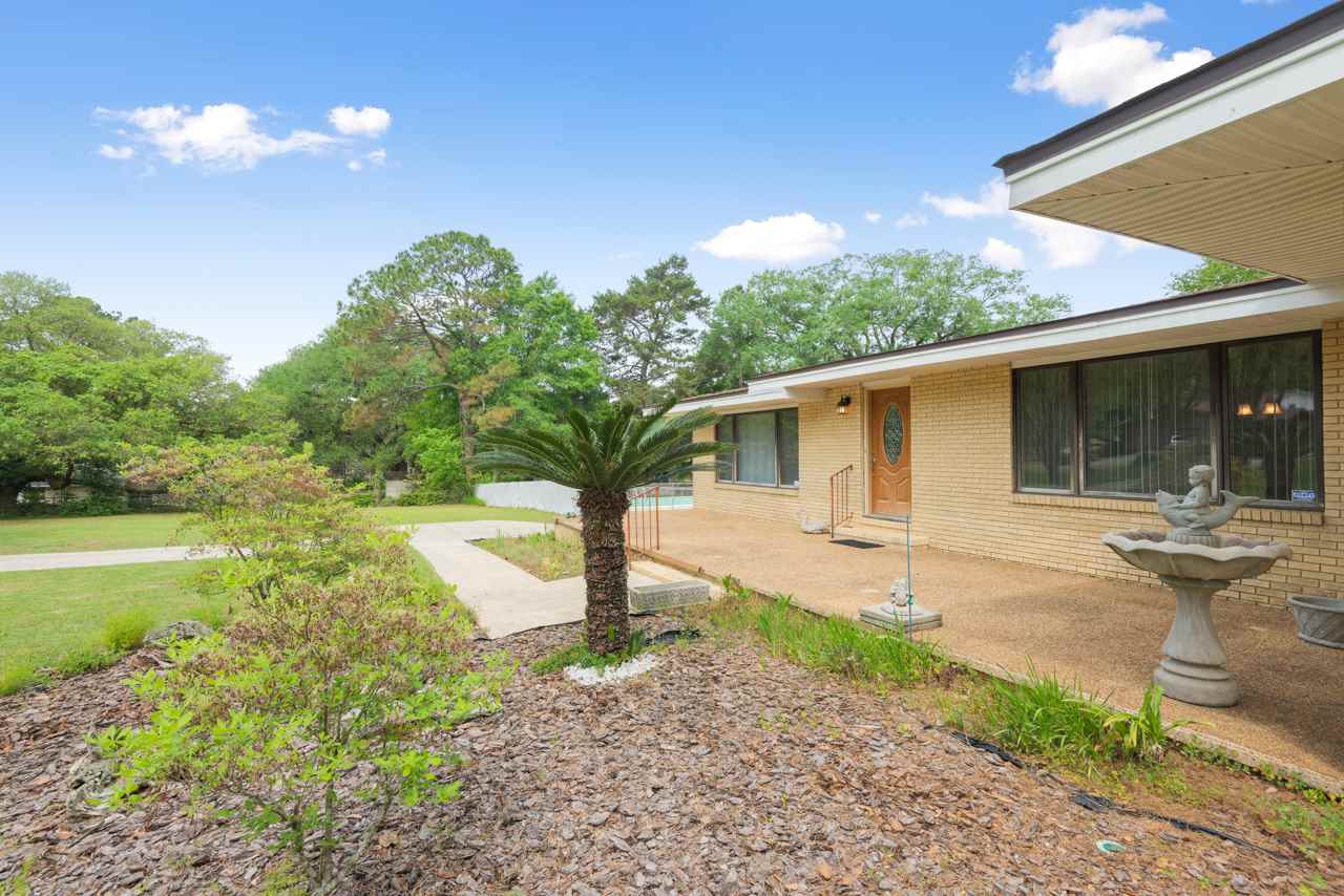 4908 Vernon Road Tallahassee, FL 32317 - Photo 6 of 36 Gallery Image 6