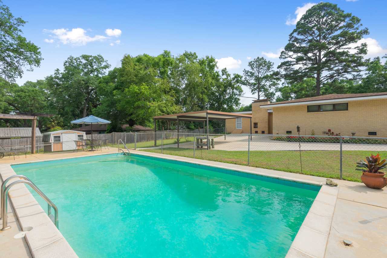 4908 Vernon Road Tallahassee, FL 32317 - Photo 8 of 36 Gallery Image 8