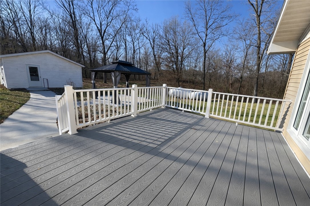 2945 Lincoln Hwy Road Charleston, IL 61920 - Photo 20 of 22