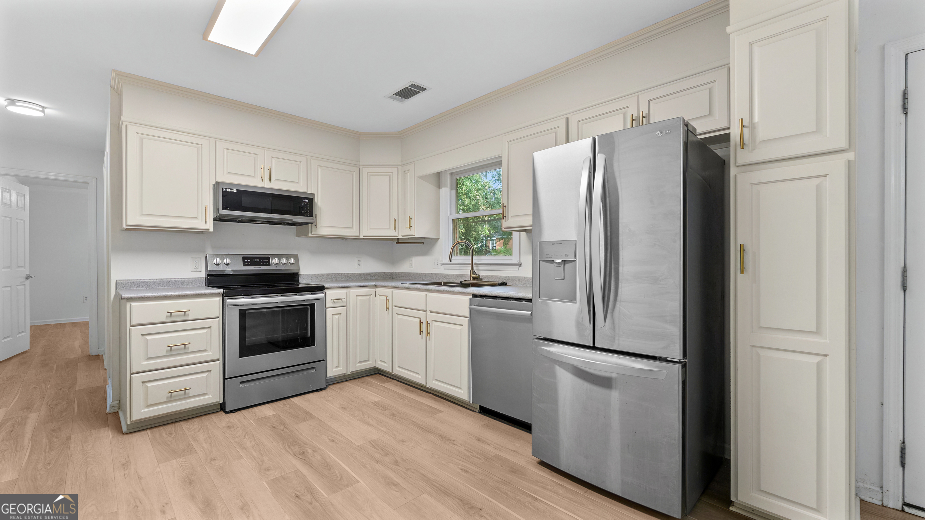 304 Rogers Road Statesboro, GA 30458 - Photo 17 of 34 Gallery Image 17