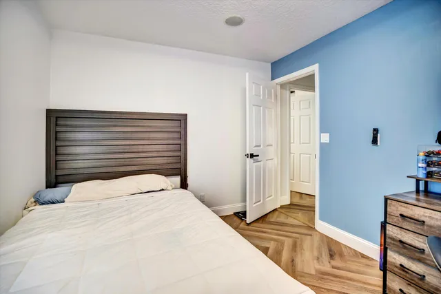 $634,900 | 112 Cocoplum Circle, Royal Palm Beach, FL 33411