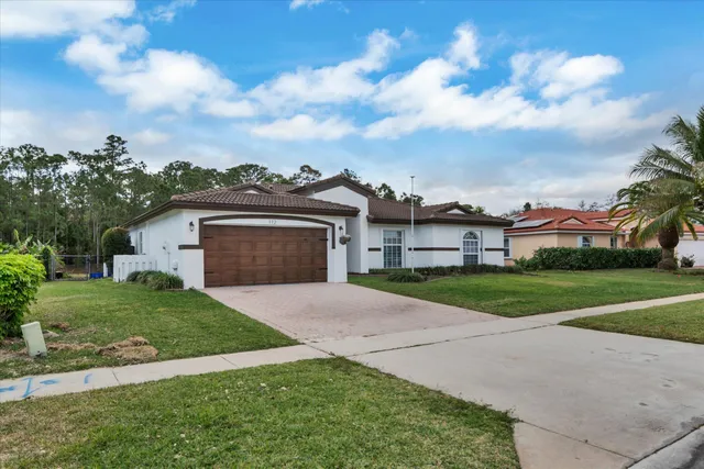 $634,900 | 112 Cocoplum Circle, Royal Palm Beach, FL 33411