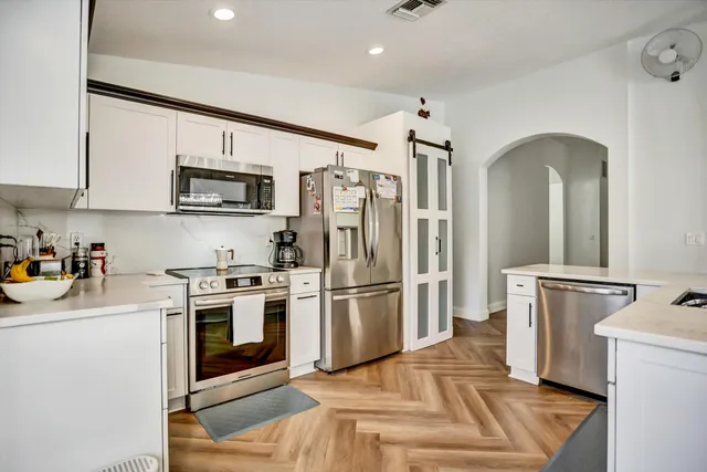 $634,900 | 112 Cocoplum Circle, Royal Palm Beach, FL 33411