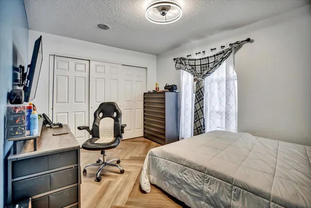 $634,900 | 112 Cocoplum Circle, Royal Palm Beach, FL 33411