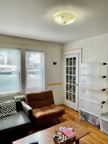 $1,100 | 2 Mission Street, Unit 1, Boston, MA 02115