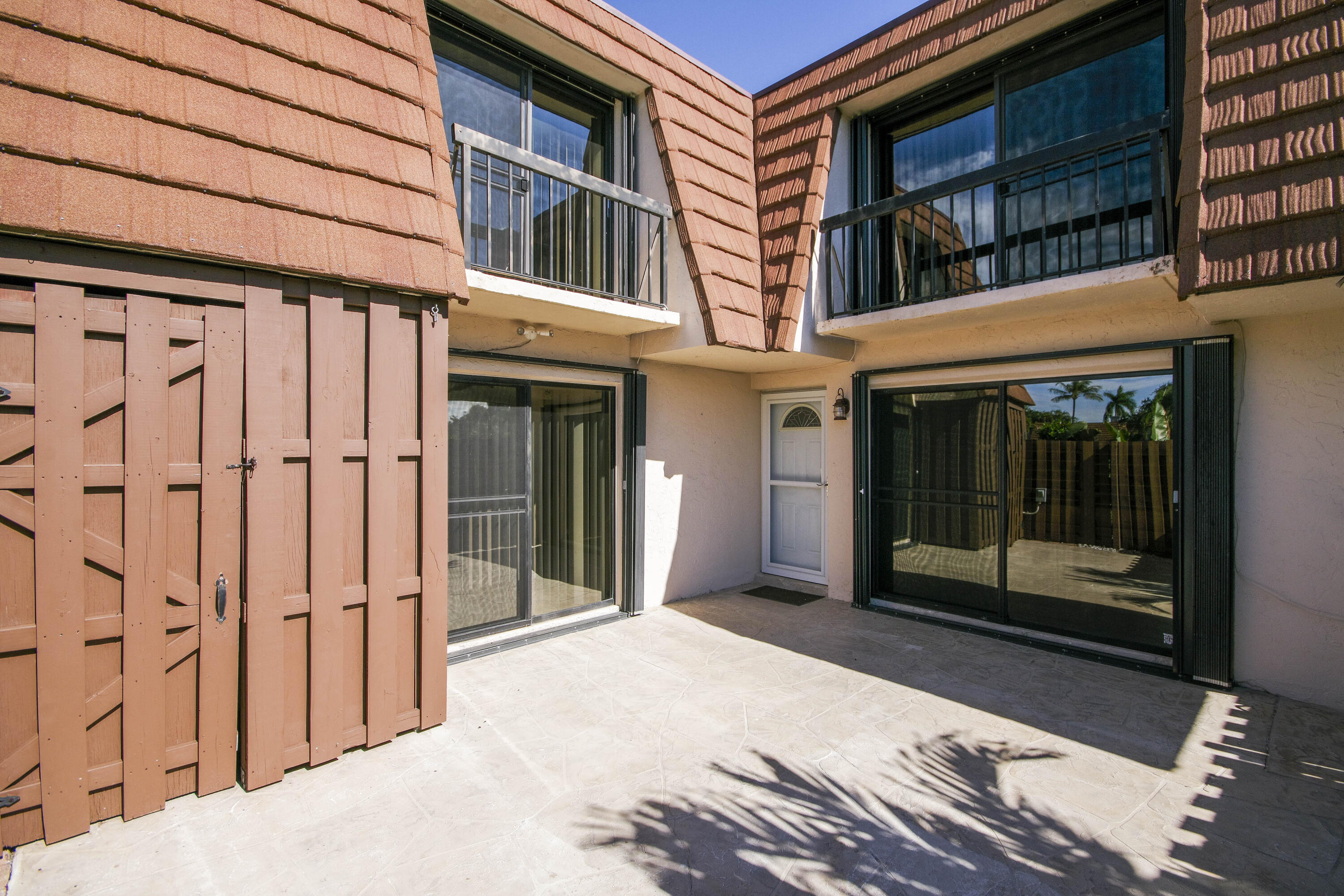 825 Center Street, Unit 10B Jupiter, FL 33458 - Photo 4 of 30 _IMG4137