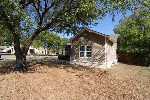 $1,599 | 3108 Santa Fe Street, Melissa, TX 75454