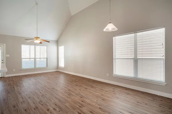 $2,100 | 9902 Maple Drive, Providence Village, TX 76227