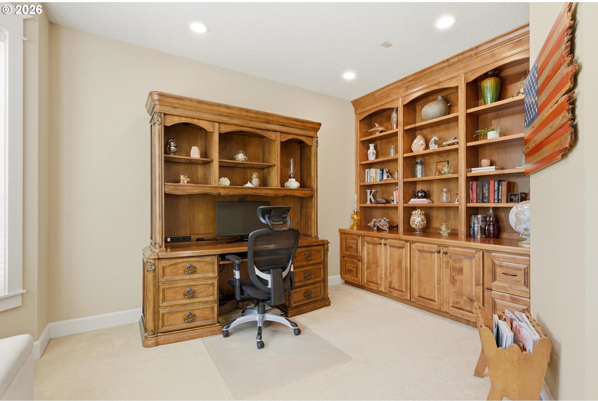 466 Northeast 43rd Circle Camas, WA 98607 - Photo 8 of 48 Den/Office