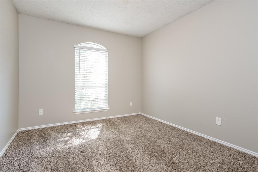 8128 Modesto Drive Arlington, TX 76001 - Photo 14 of 17 Gallery Image 14