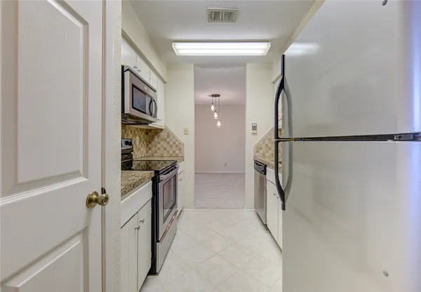 $1,500 | 14515 Wunderlich Drive, Unit 1602, Houston, TX 77069