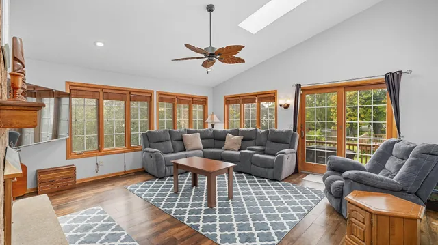 $319,900 | 311 South Redwood Drive, Mankato, MN 56001