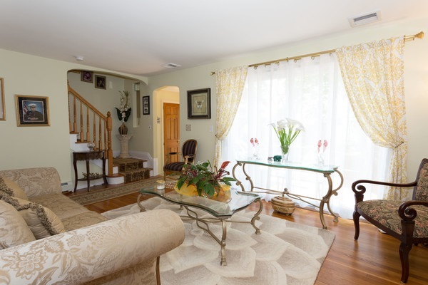 432 Van Renssalaer Court Ridgefield, NJ 07657 - Photo 1 of 1