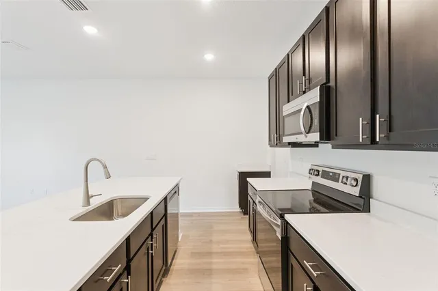 $269,305 | 630 Cedar Elm Street, Eustis, FL 32726