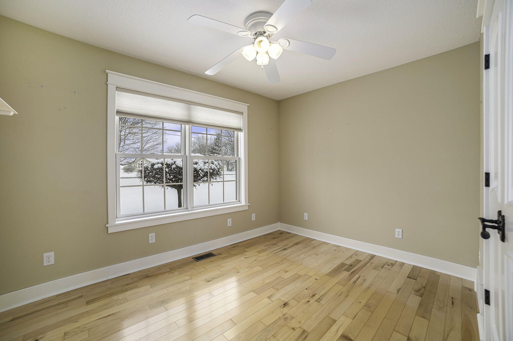 5630 East Olive Road Breckenridge, MI 48615 - Photo 13 of 46 Front Bedroom