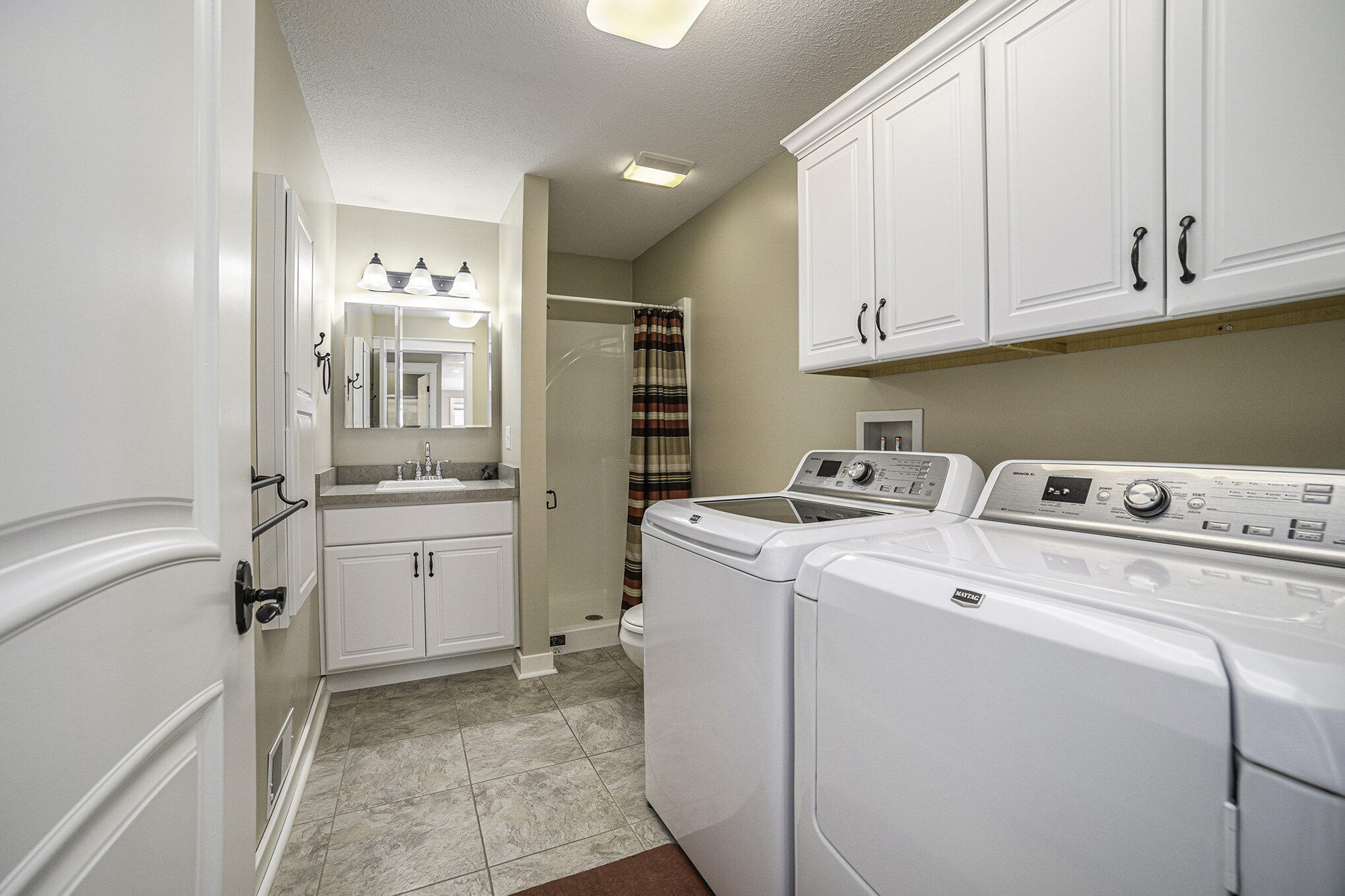 5630 East Olive Road Breckenridge, MI 48615 - Photo 18 of 46 Full bath w/laundry