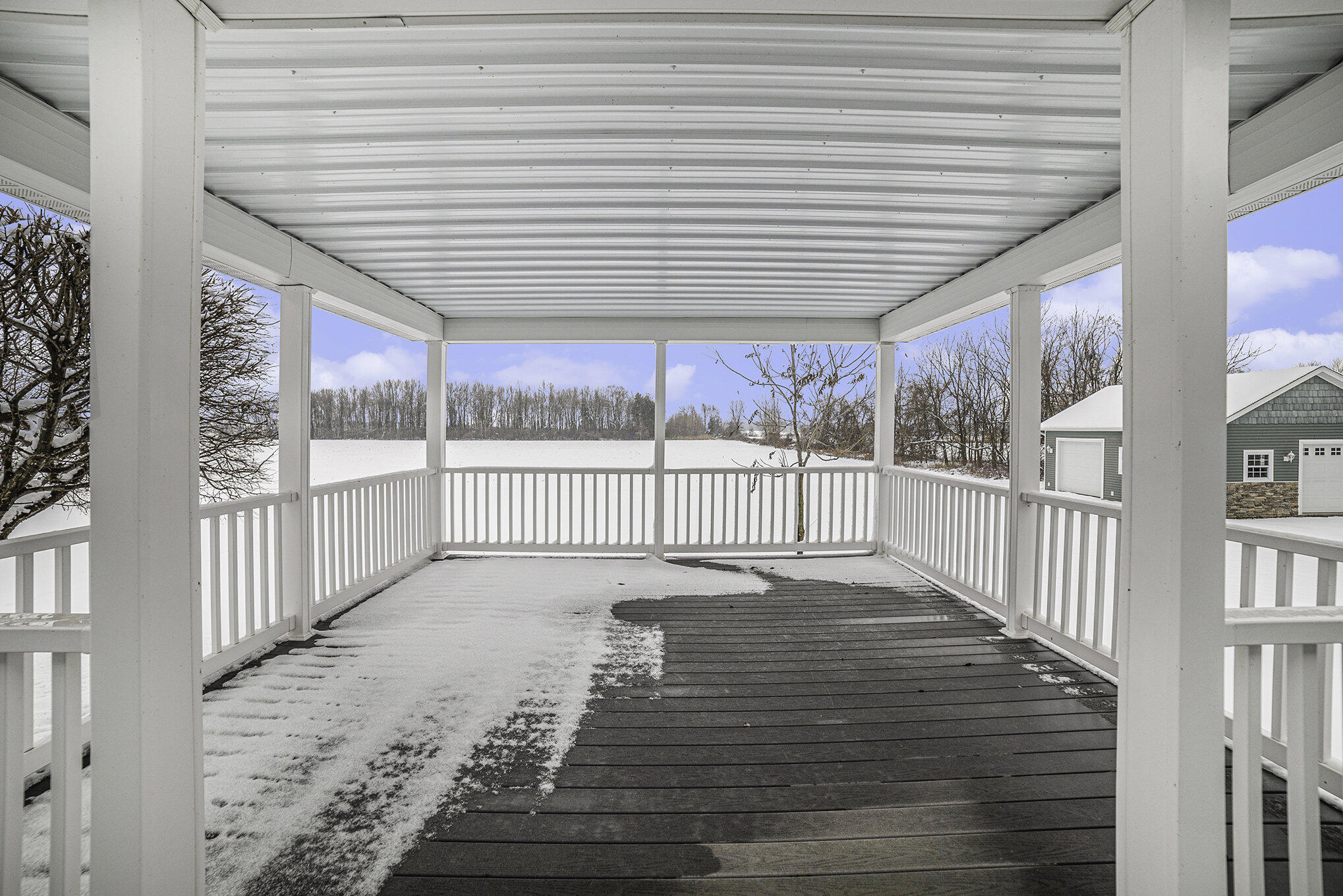 5630 East Olive Road Breckenridge, MI 48615 - Photo 25 of 46 Covered Deck