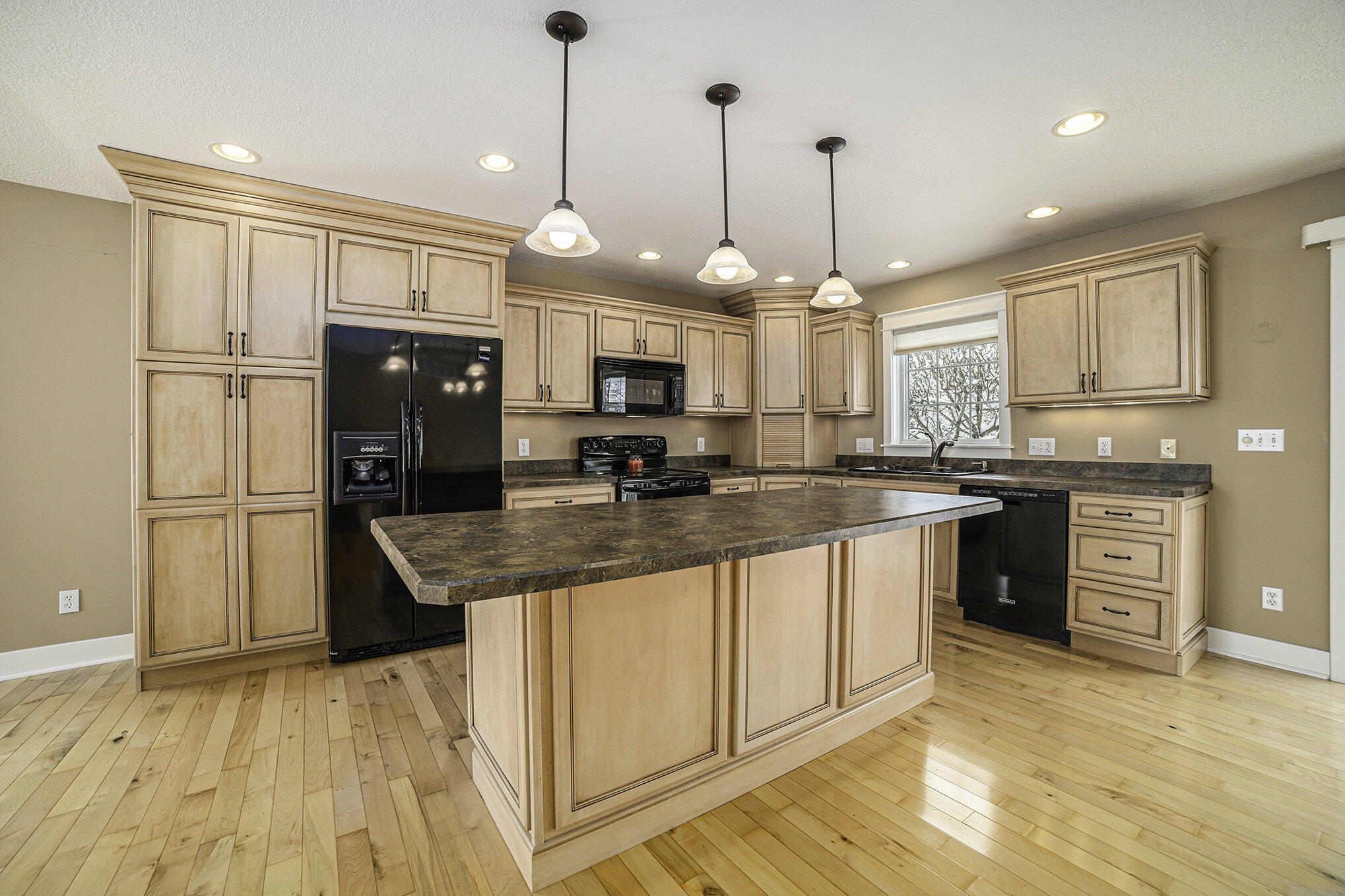 5630 East Olive Road Breckenridge, MI 48615 - Photo 7 of 46 Island w/storage