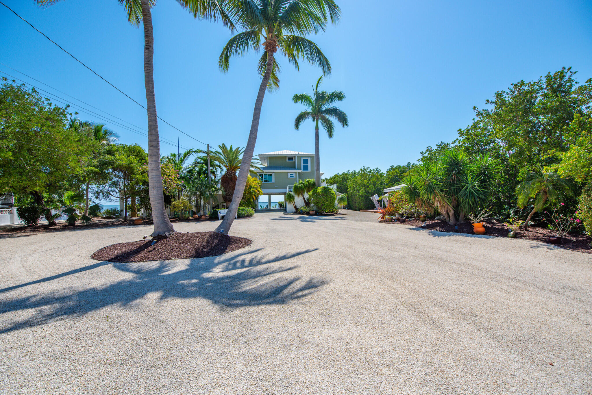 1176 Thatch Lane Cudjoe, FL 33042 - Photo 12 of 41