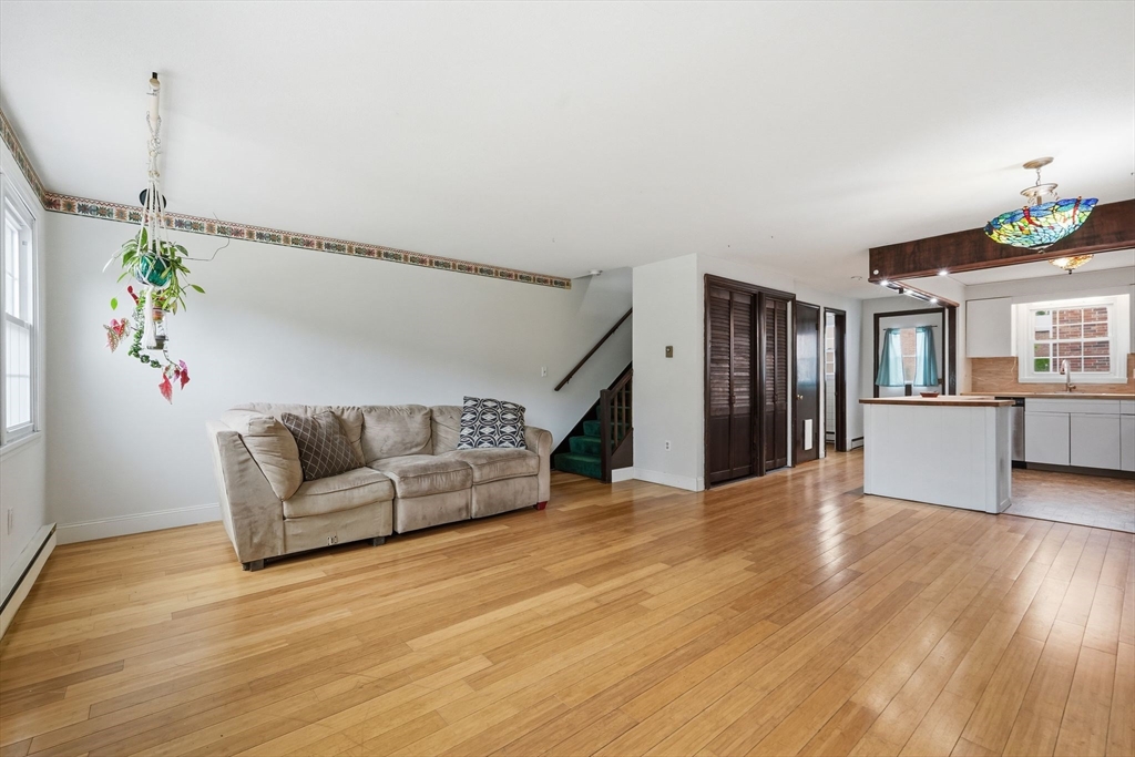 540 Granby Road, Unit 21 South Hadley, MA 01075 - Photo 8 of 31