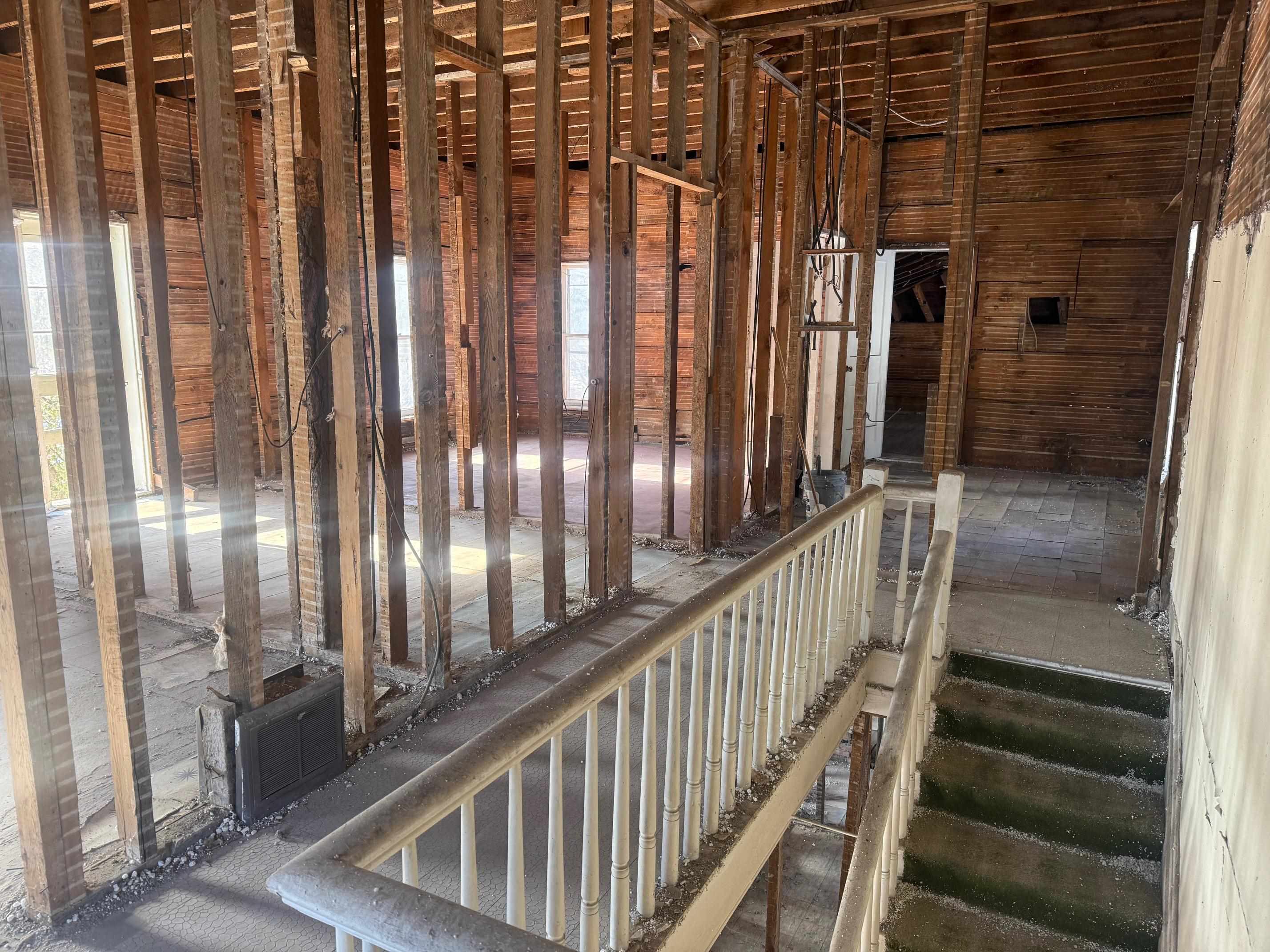 310 Granite Street Waupaca, WI 54981 - Photo 7 of 9