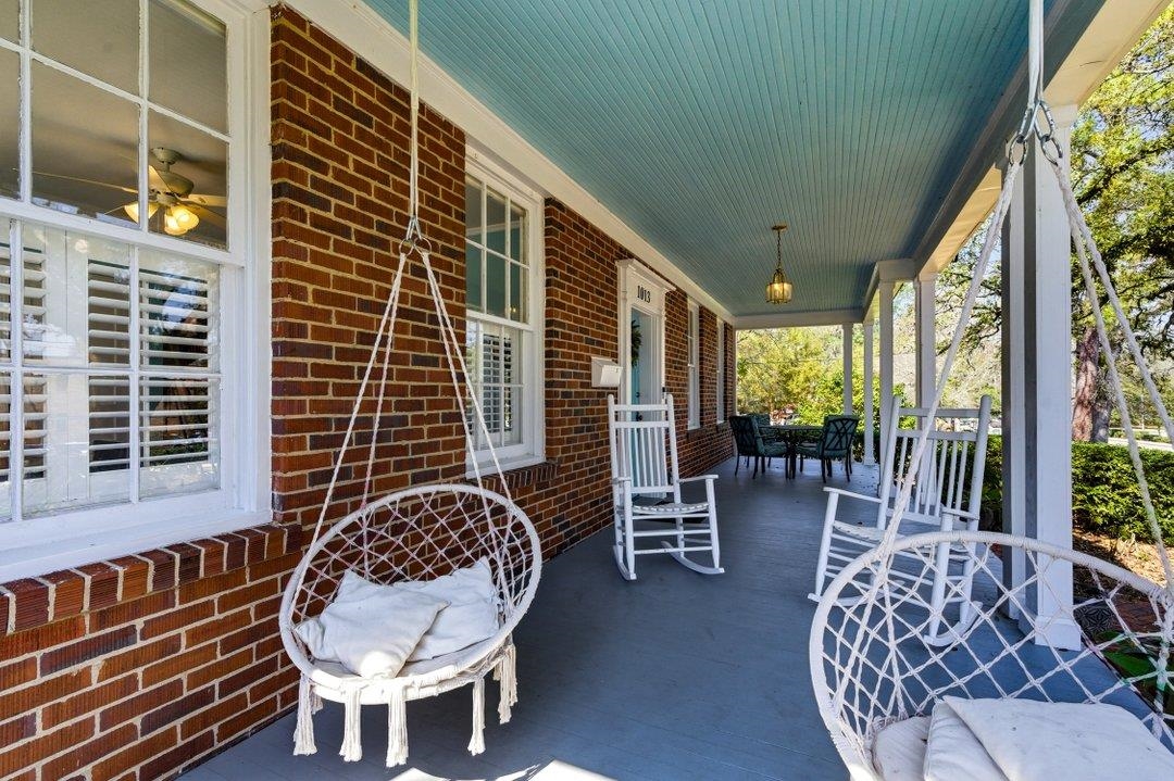 1013 Elm Street Conway, SC 29526 - Photo 5 of 52