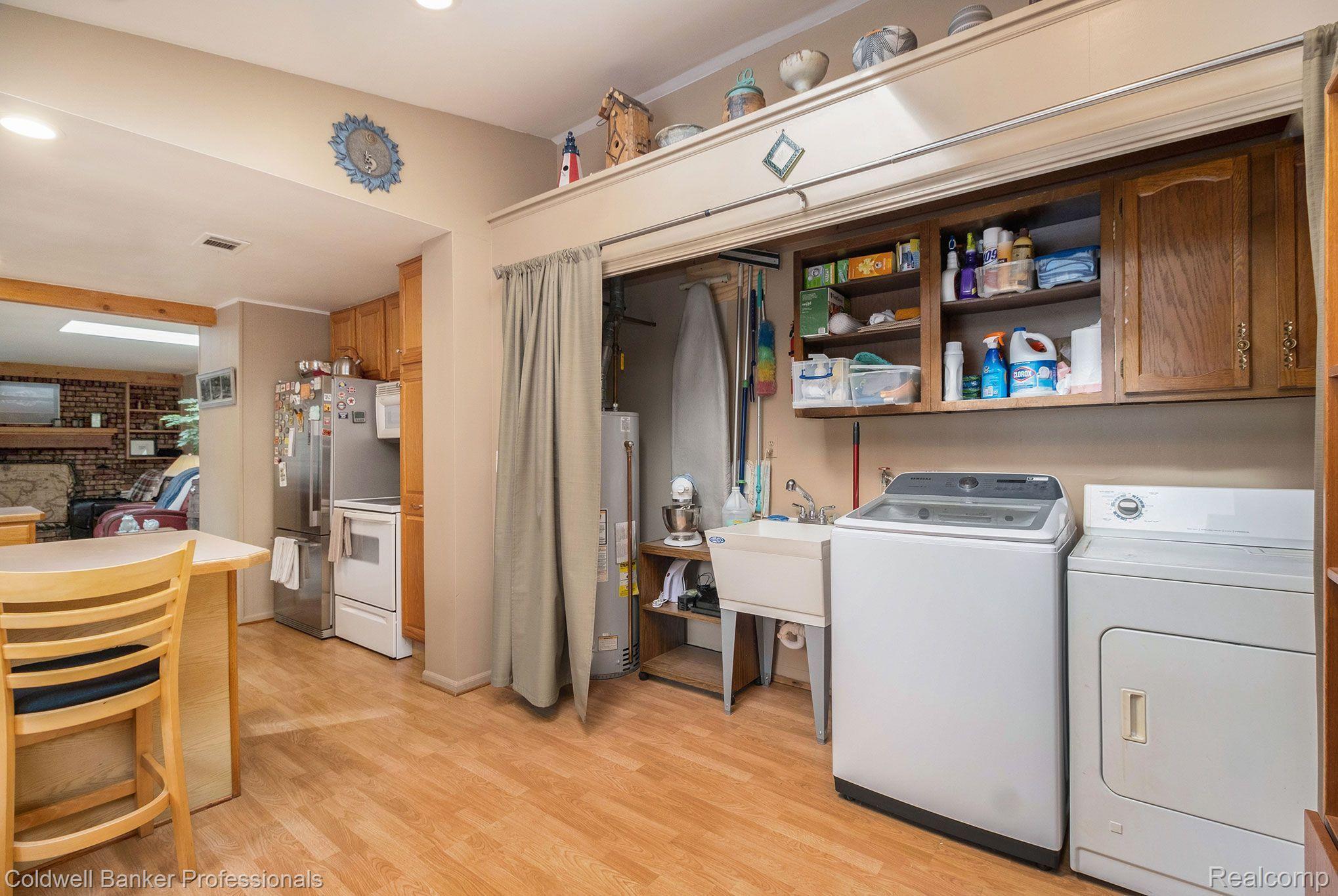 1848 Tamm Avenue Rochester, MI 48309 - Photo 12 of 22 Laundry