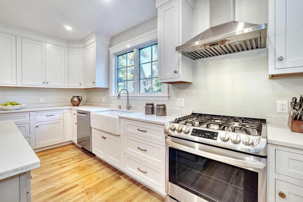 15 Powder House Road Medford, MA 02155 - Photo 12 of 36 Gallery Image 12