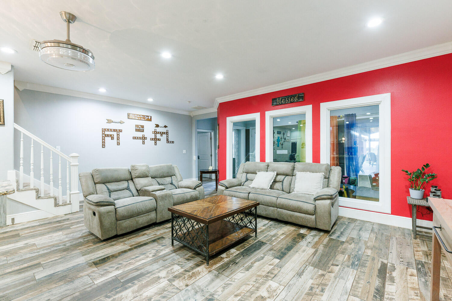 6523 East C R 6200 Lubbock, TX 79403 - Photo 19 of 86 a living room with furniture and a large window