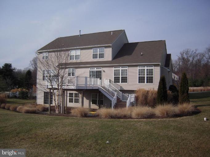 1927 Manor Grove Road Annapolis, MD 21401 - Photo 3 of 11 Exterior (Rear)