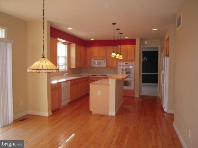 1927 Manor Grove Road Annapolis, MD 21401 - Photo 4 of 11 Kitchen