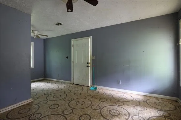 $150,000 | 6096 Blackhawk Trail Southeast, Mableton, GA 30126