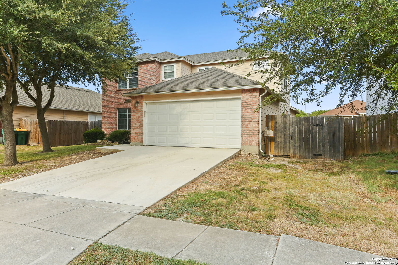 7707 Cold Mountain Converse, TX 78109 - Photo 2 of 27