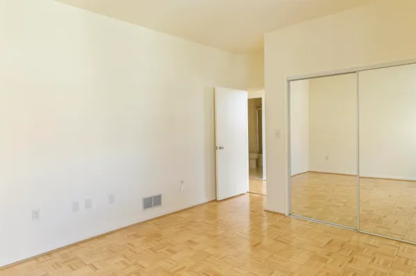 $3,100 | 75 Liberty Avenue, Unit C17, Jersey City, NJ 07306