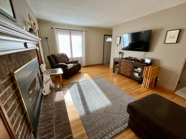 $239,900 | 409 Roby Road, Stoughton, WI 53589