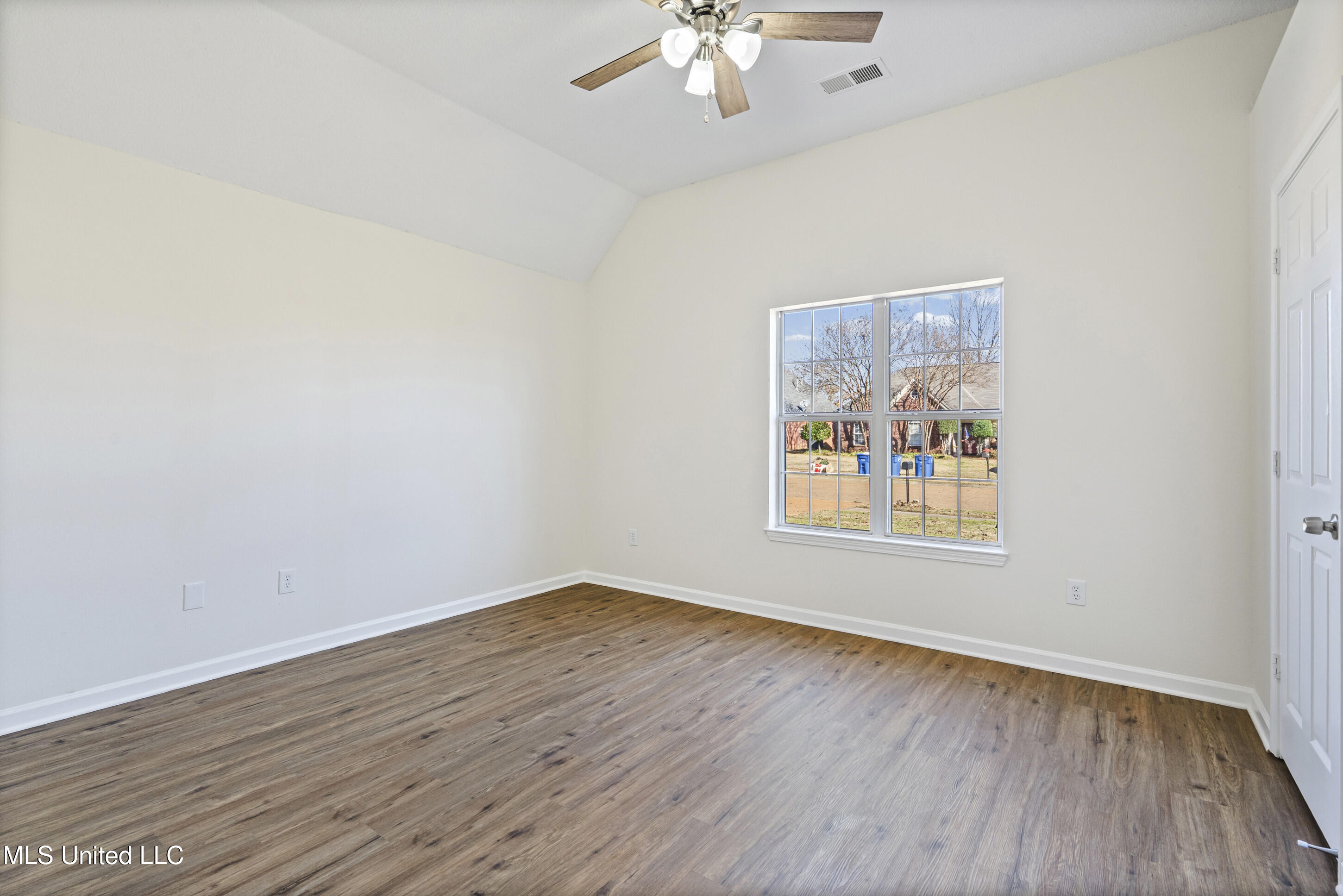 5607 Blocker Street Olive Branch, MS 38654 - Photo 15 of 29 _DSC5283_print 2