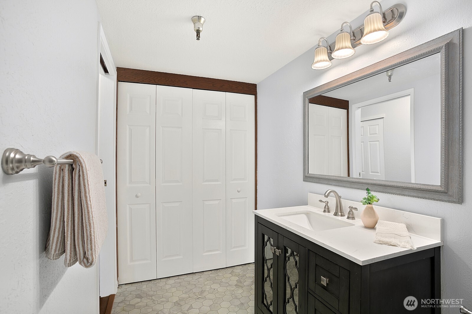 1100 Harrington Avenue Northeast, Unit 211 Renton, WA 98056 - Photo 19 of 20