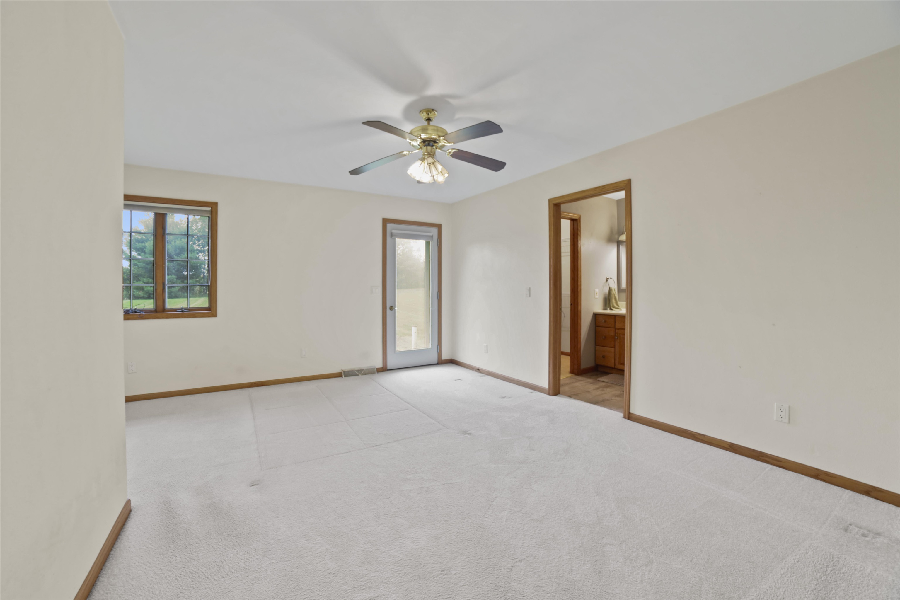 6548 North Ron Road Evansville, WI 53536 - Photo 15 of 35 Gallery Image 15