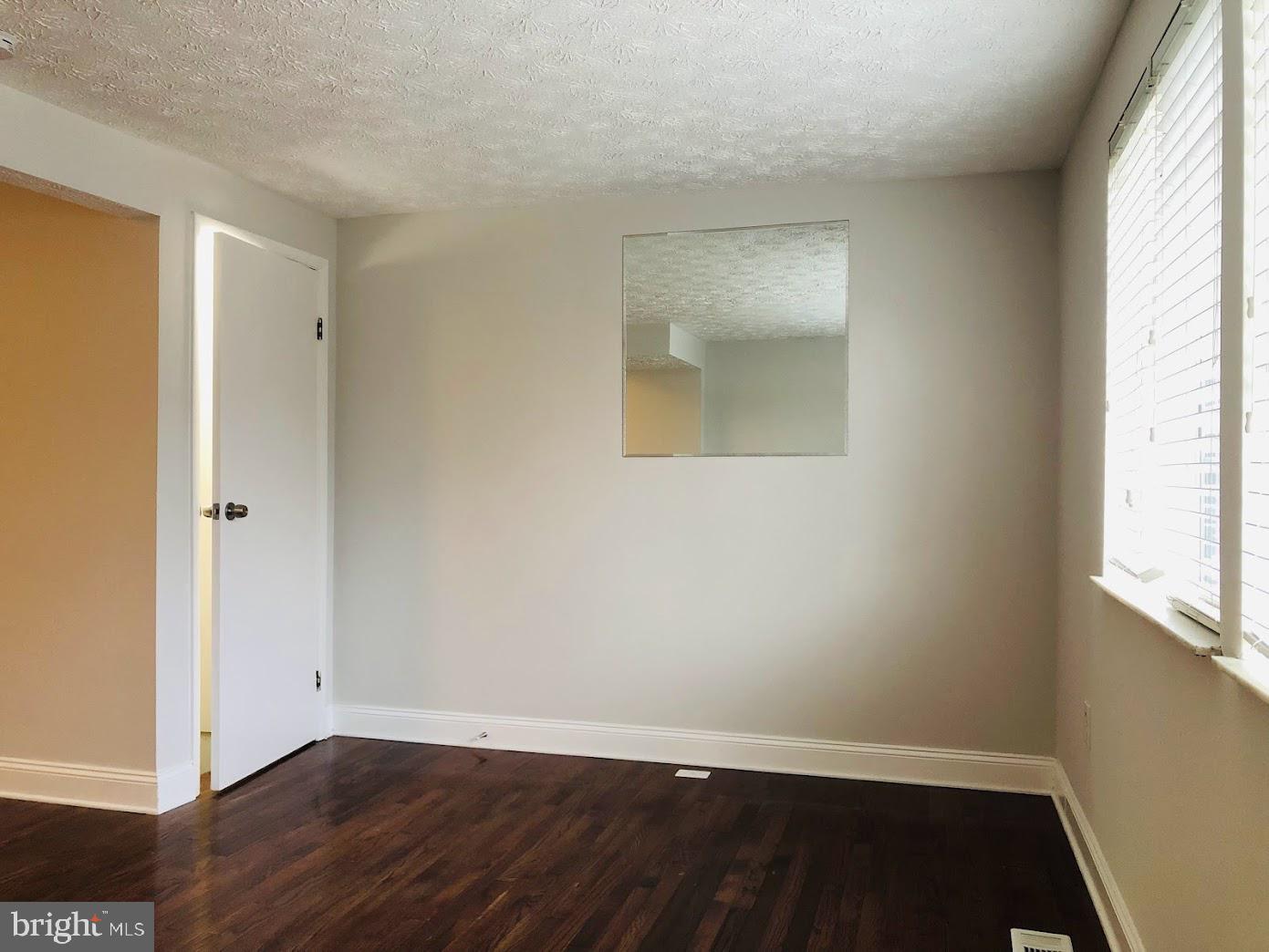 1636 Devil Lane Woodbridge, VA 22192 - Photo 10 of 29