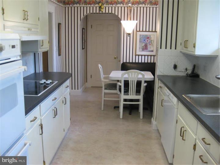 521 Putnam Road Merion Station, PA 19066 - Photo 12 of 24 Gallery Image 12